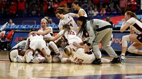 Ncaa Women S Final Four Arizona Stuns Uconn Sets Up National Title Game With Stanford Cnn