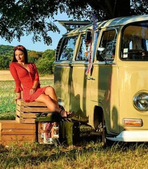 Pin By Tony Burr On Girls And Vw Bus Girl Volkswagen Minibus