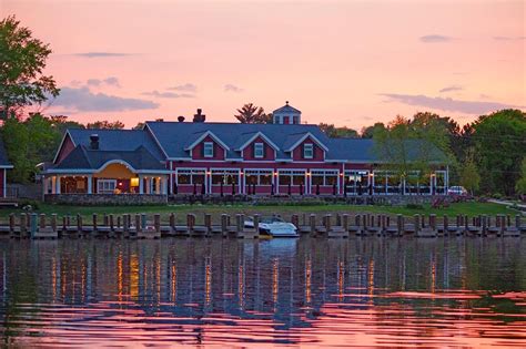 8 Lakeside Restaurants In Mn You Simply Must Visit This Summer