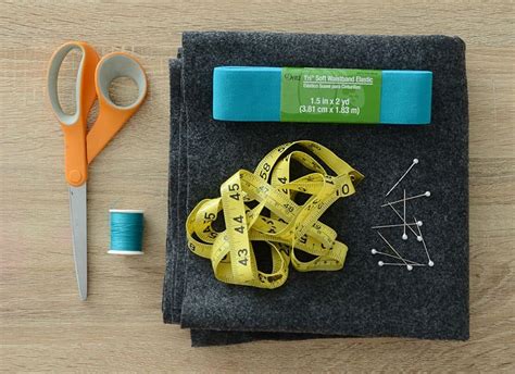 Other materials might include nylon. DIY Cool Felt Laptop Case - 8 Steps (with Pictures)