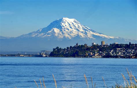 The Waterfront In Tacoma Is Filled With Things To Do From Dining At