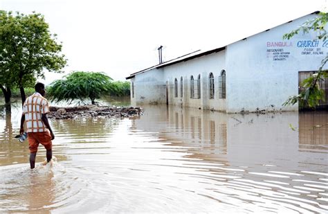 Death Toll In Malawi Flooding Nears 200