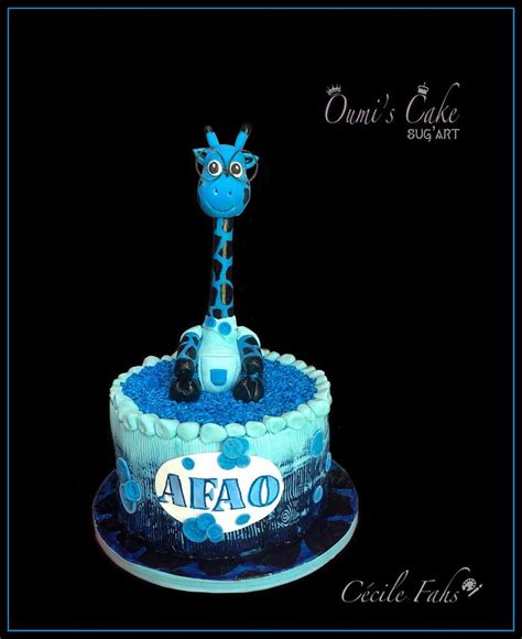 Girafe Cake Decorated Cake By Cécile Fahs Cakesdecor