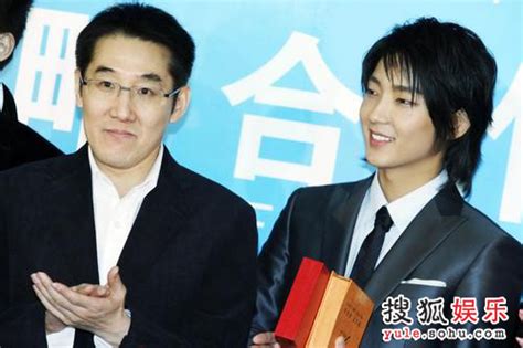 The site owner hides the web page description. News Photo 海岩邀李準基演戲：他有一張完美的岩男郎的臉-筱彤的第二個窩-搜狐博客