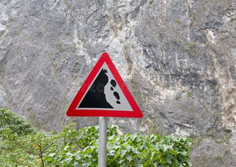 Falling Rocks Road Sign Stock Image Image Of Dangerous