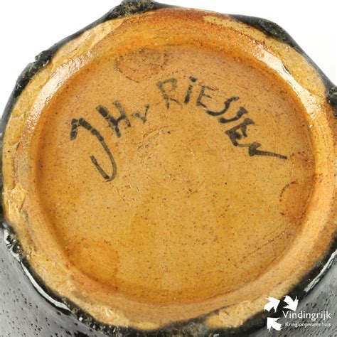 Maybe you would like to learn more about one of these? Vaas Keramiek Hans Riessen - Vindingrijk ...