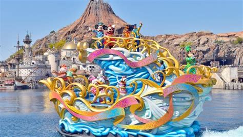 PHOTOS Tokyo Disney Resort Kicks Off 35th Anniversary Festivities With