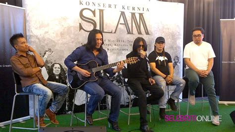 Aku fikirkan mendung berterusan tapi kini mentari muncul lagi kurasa kembali kehangatannya maafkan aku meninggalkanmu itu kulakukan kerana cintaku padamu ku tak sanggup melihat kau tersiksa. Kembali Terjalin & Mentari Muncul Lagi - SLAM - YouTube