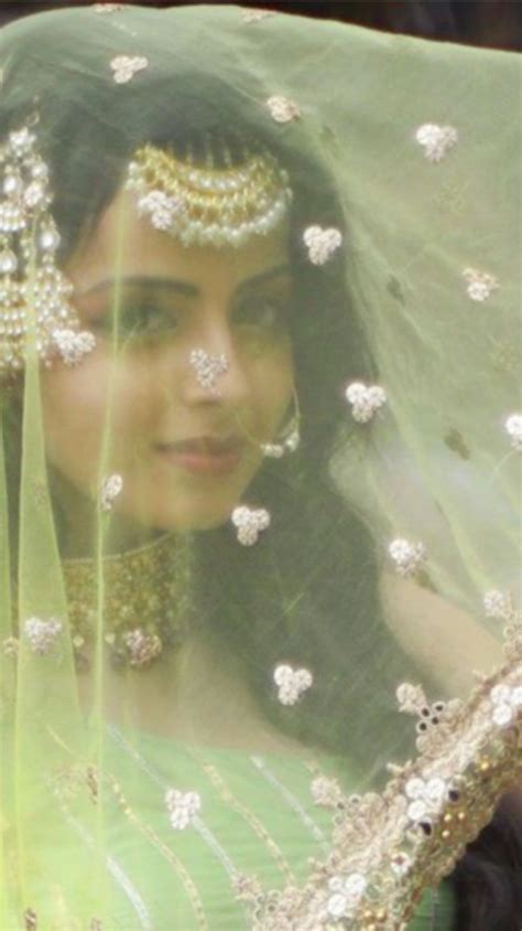 Shrenu Parikh Looking Beautiful In This Attire Shrenu Parikh Indian Wedding Bride Beautiful