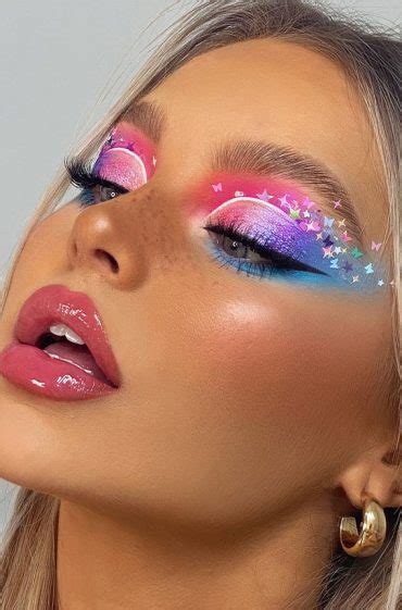 Latest Eye Makeup Trends You Should Try In 2021 Colourful Eyeshadow