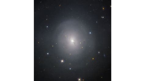 Ngc 4993 Hubblesite