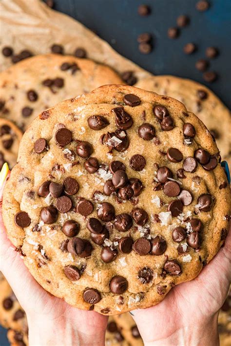 The Best Giant Chocolate Chip Cookies Sugar And Soul