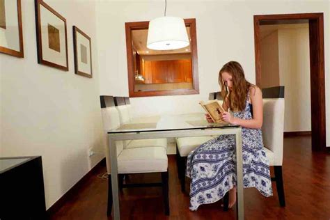 The elegant tower neighbors grosvenor house, ritz carlton, and intercontinental dubai marina; dubai grosvenor house dining area 2 bedroom apartment - A ...