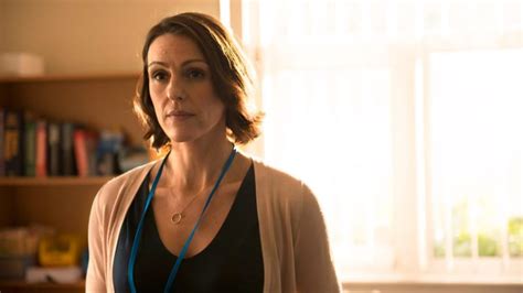 Submitted 3 years ago by sgtmar. BBC One's Doctor Foster - absurdly glamorous and dramatic ...