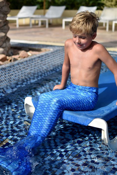 Alexander The Merman Les Enfants à Paris Cute Blonde Boys Handsome