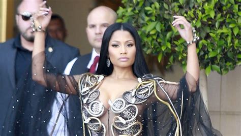 Lluvia de críticas a Nicki Minaj por rodar su nuevo videoclip en el