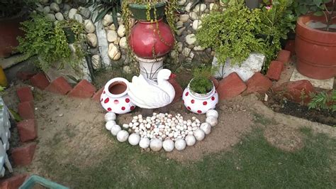 If you want to read similar articles to how to decorate a garden with waste material, we recommend you visit our interior design and decor category. Decorate your garden with waste material - YouTube