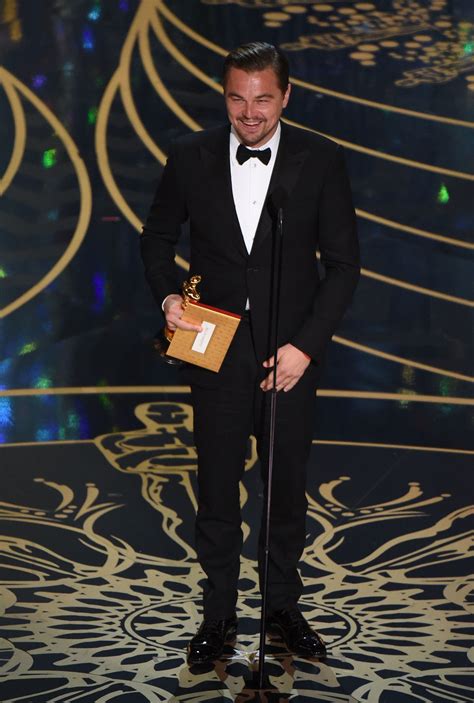 Oscars 2016 Leonardo Dicaprio Wins Best Actor For The Revenant Vogue