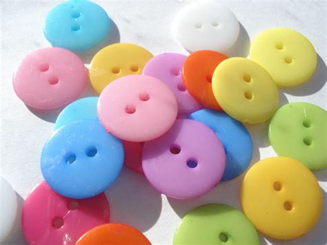 15mm Mixed Colour Acrylic Sewing Buttons 2 Hole Mixed Colour Flat