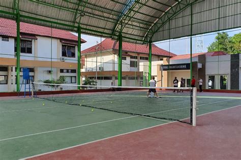 Proyek Rehab Lapangan Tenis Ketua Lpmp Sumsel Minta Jangan Lengah