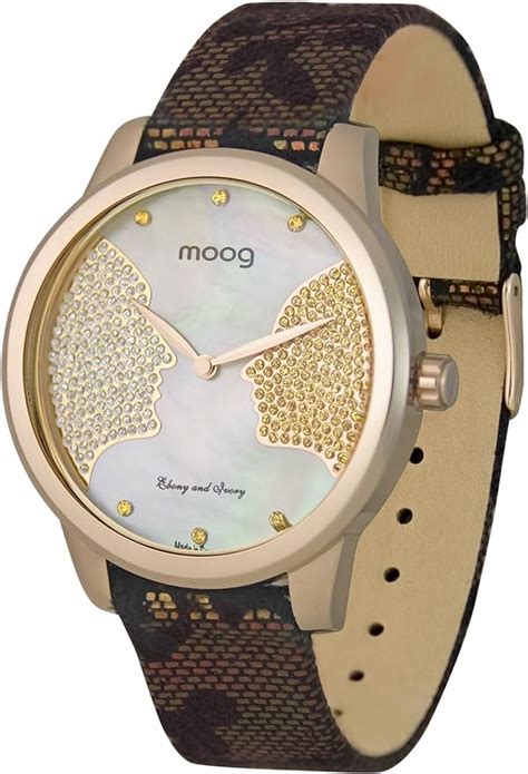 moog paris ebony and ivory montre femme avec cadran nacre beige eléments swarovski bracelet