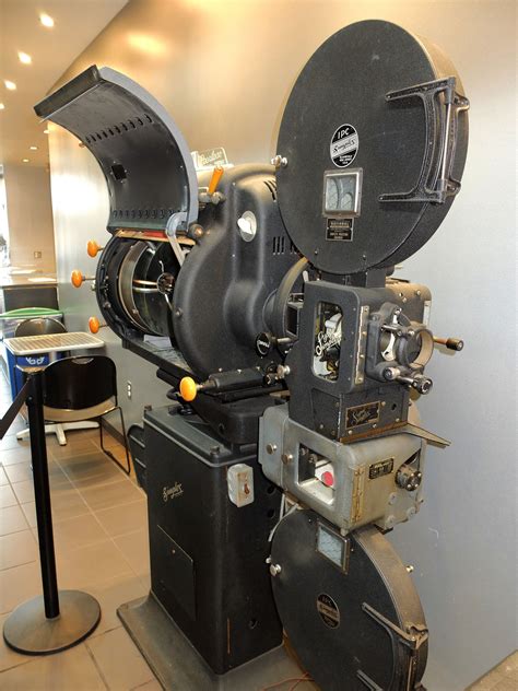 1939 45 peerless movie theater projector film projector cinema projector projector