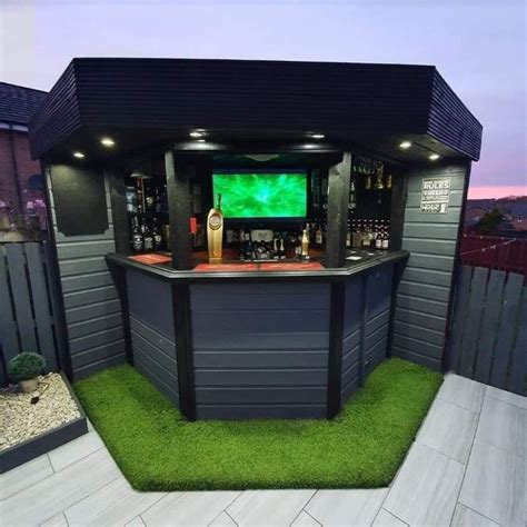 Enjoy The Hot Summer Days With These Cool Outdoor Bar Ideas