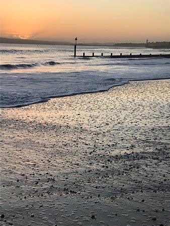 318 beach vacation rentals to book online from $86 per night direct from owner for bournemouth, gb. Bournemouth Beach - 2020 All You Need to Know Before You ...