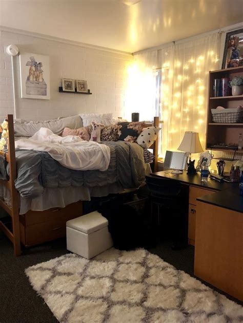 51 Importance Of College Dorm Room Ideas For Girls Freshman Year Small Spaces 21 College