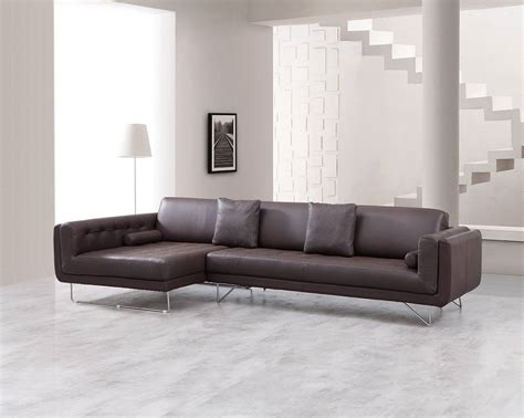 Leather sectional sofas are one of the most practical pieces of upholstered furniture for both small most leather sectional sofas provide two or more pieces that can be configured in different ways. Luxury Leather Corner Sectional Sofa with Pillows ...