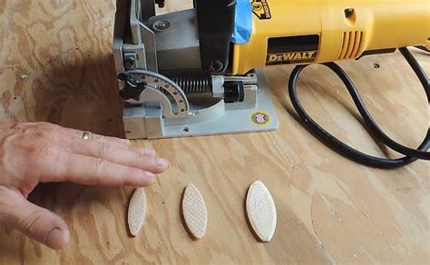 Best Biscuit Joiner Join Two Pieces Of Wood Together