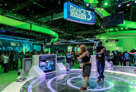Dance Central 3 For Kinect At E3 2012 Editorial Image Image Of