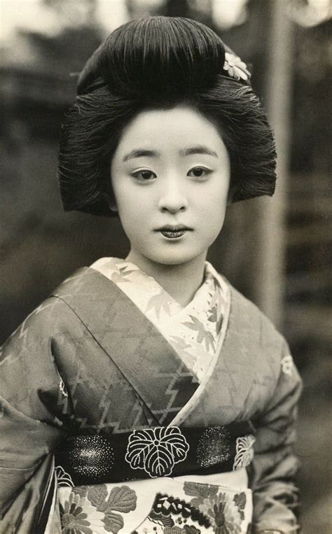 Beautiful Geisha Tomeko Photo Taken During The 1930s Japan Image
