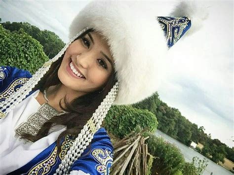 Kyrgyz Beautiful Girl Begimay Karybekova Kırgız Güzel Kızı Begimay