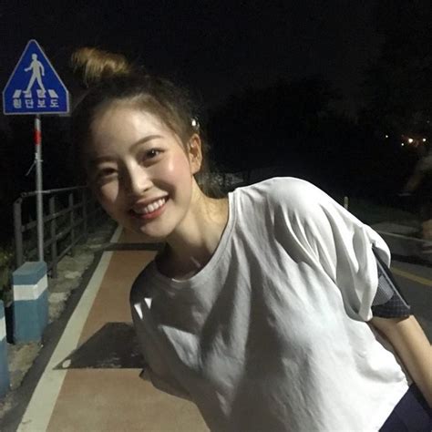 저와 교제했던 임보라 씨와의 결별에 대해 거의 반년 동안 얘기가 나왔습니다. 스윙스 여자친구 임보라, 한밤중에도 빛나는 외모 과시 ...