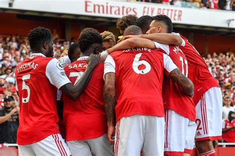Arsenal Power Into First Place Kane Makes History Abs Cbn News