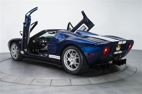Price details, trims, and specs overview, interior features, exterior design, mpg and.the ford gt is not only a car that will be produced for a limited period, but it's also incredibly difficult for prospective buyers to be approved to buy one. 2006 Ford GT GTX1 for sale #92039 | MCG