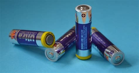 Which Batteries Last Longer Alkaline Or Lithium Battery
