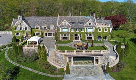 14 Mega Mansions With 20000 Sq Ft Photo Galleries