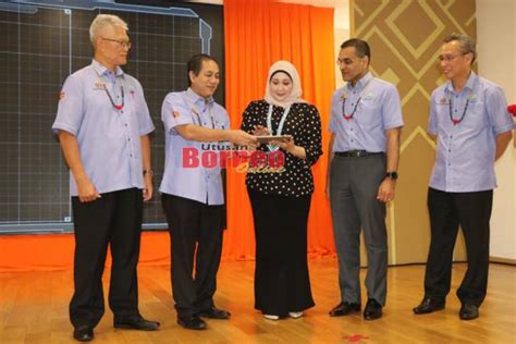 Karnival pekerjaan eis perkeso sabah 2019. Kaji semula dasar dan strategi pekerjaan, tangani isu ...