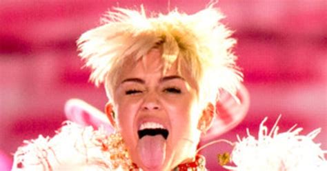 Miley Cyrus Concert Banned In The Dominican Republic—find Out Why E News
