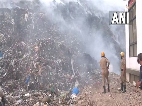 Bhalswa Landfill Fire Four Member Team To Visit Mumbai To Study Gas