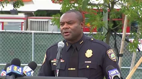 Commissioners Approve Wayne Jones As Miami Beach Police Chief