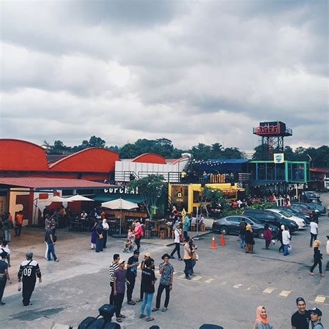Kak vs nak share ngan korang antara2 butik2 yang ade kat bangi sentral. Kilang Bateri Johor Baru - Tempat Lepak di JB GAMBAR