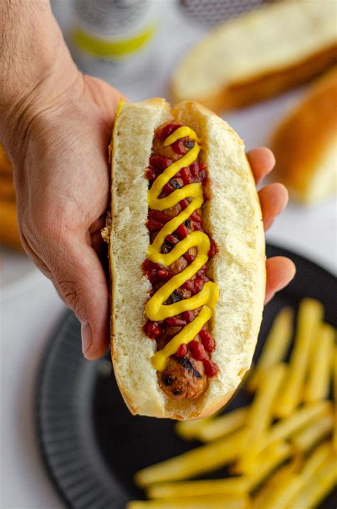 Quick Homemade Hot Dog Buns Recipe