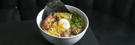 The momofuku ramen broth is cooked. Deconstructing David Chang's Momofuku Ramen Recipe in 2020 ...