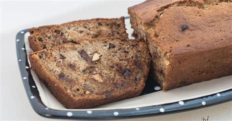 15 minute mix, basic ingredients, awesome output, once cool, slice, toast and whisk & spread some mascarpone then add summer fruits! Ridiculously Easy Banana Bread {With Nuts & Chocolate Chips}