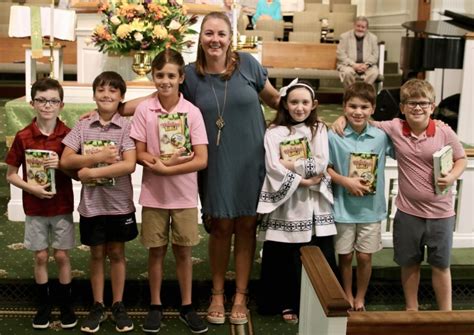 Third Graders Receive Bibles First United Methodist Church Tifton Georgia