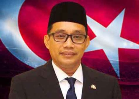 Baginda dikurniakan pemakaman negara dan dimakamkan di makam mahmoodiah pada 7 september 1895. Johor bangunkan hab belia di semua daerah | Wilayah ...