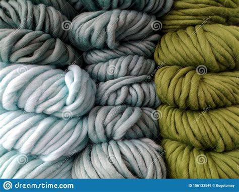 Beautiful Colored Wools Ball Wool Texture Yarn For Knitting Skeins